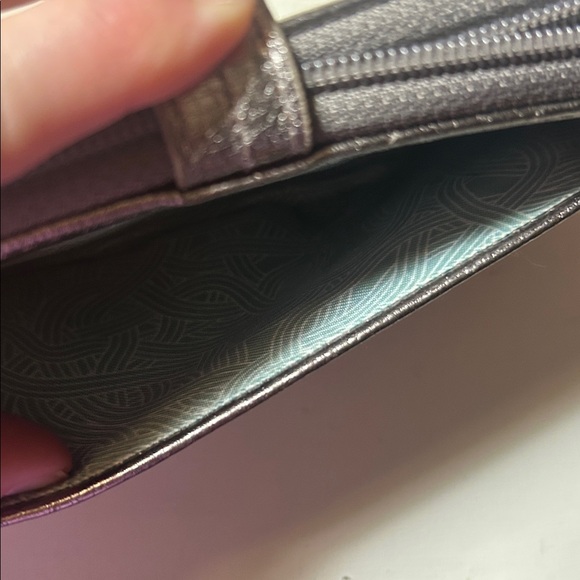 The Sak Iris Leather Metallic Silver Wallet/purse - Picture 8 of 8
